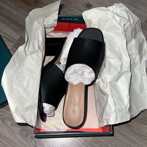 Black Aerosoles open toe heel